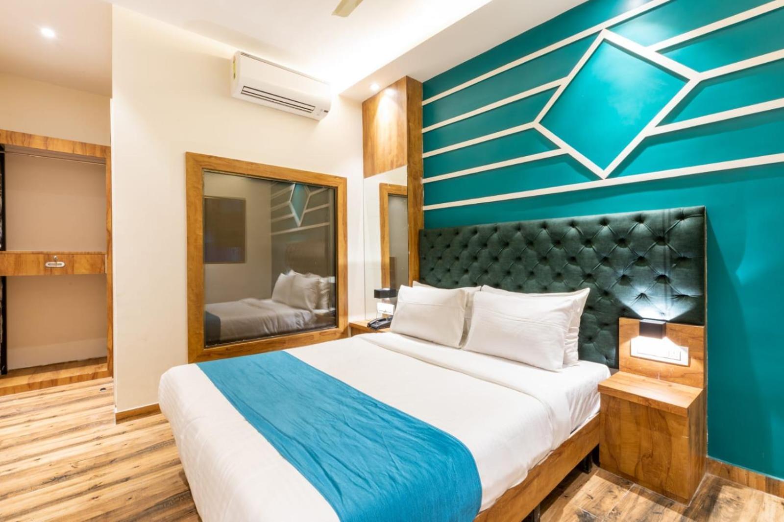 Prince Hotel Mumbai Exterior photo