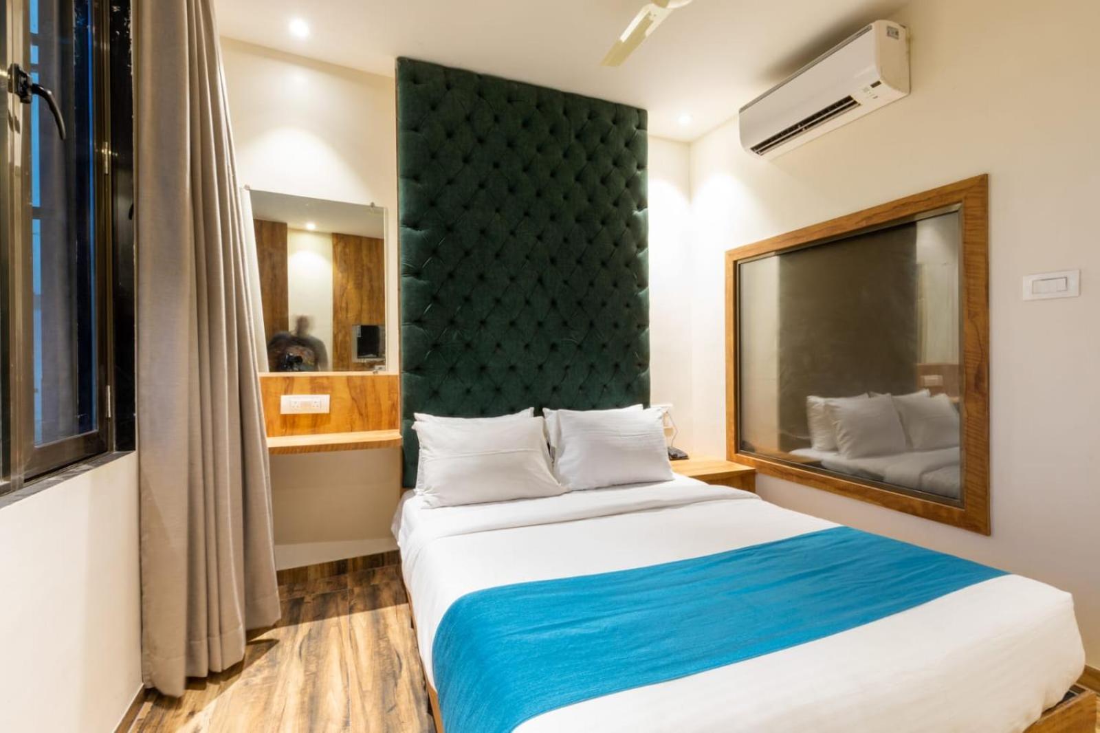 Prince Hotel Mumbai Exterior photo
